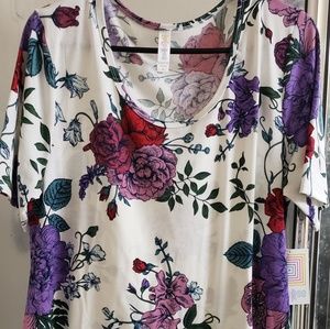 Lularoe xl perfect T